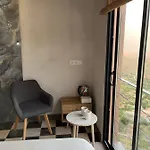 El Castillo De La Mora *